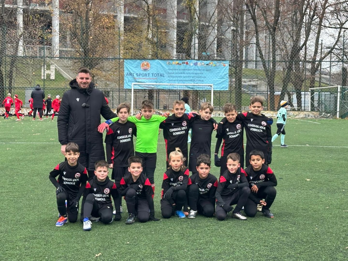 George Marinescu, antrenor la grupa de copii 2015–2016, ACS Dobroești: cum se formează caractere prin sport, nu doar jucători